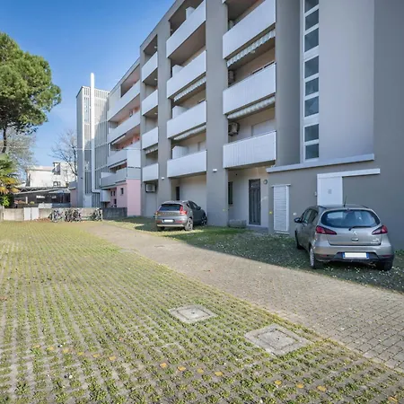 Apartment Della Bilancia 4 *